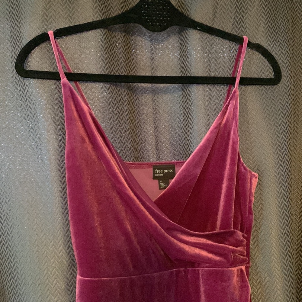 Free Press- fuchsia colored dress - Picture 3 of 5